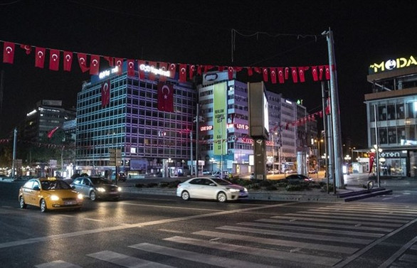 4 günlük sokağa çıkma kısıtlaması sona erdi