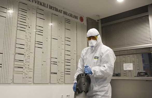 TBMM'de ziyaretçi yasağı 30 Haziran'a kadar uzatıldı