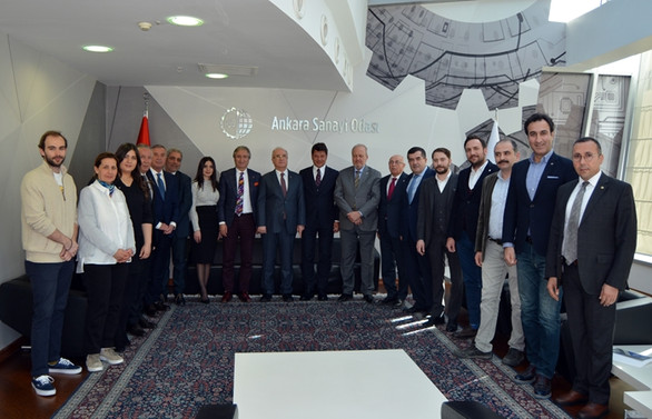Müteahhitler sokağa çıkma yasağını avantaja çevirdi