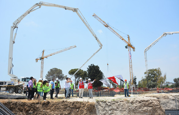 Mersin Akdeniz’de kentsel dönüşüm başladı