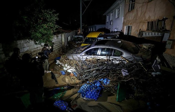 Bursa'da sel felaketi: 4 ölü, 2 kişi kayıp