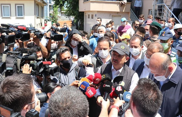 Bursa'daki selde zarar görenlere 1 milyon liraya yakın destek