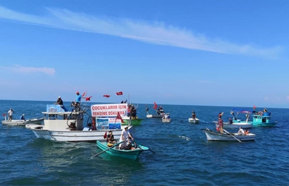 Ardeşen’de deniz kafes projesine protesto