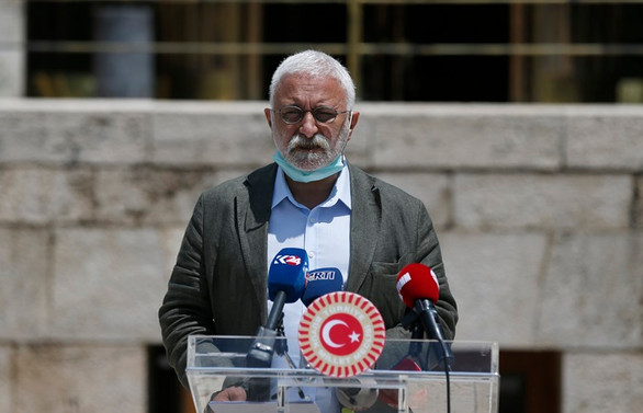 HDP'den çoklu baro sistemi eleştirisi