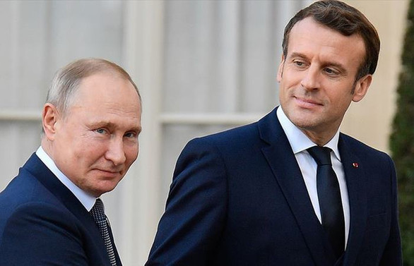 Putin ile Macron arasında Libya görüşmesi