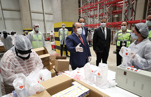 Bakan Varank: 'Hijyen paketleri' 5,5 milyon kişiye ulaştı