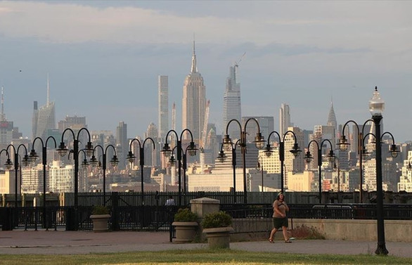 New York'ta sokağa çıkma yasağı kaldırıldı