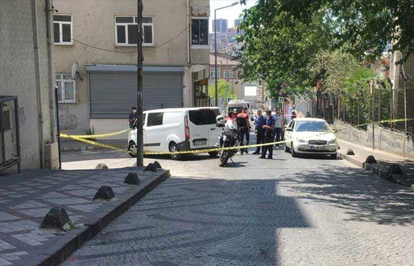 Bağcılar'da narkotim ekibine silahlı saldırı: Bir polis şehit
