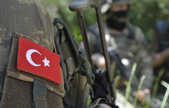 Hakkari'de 2 asker şehit oldu
