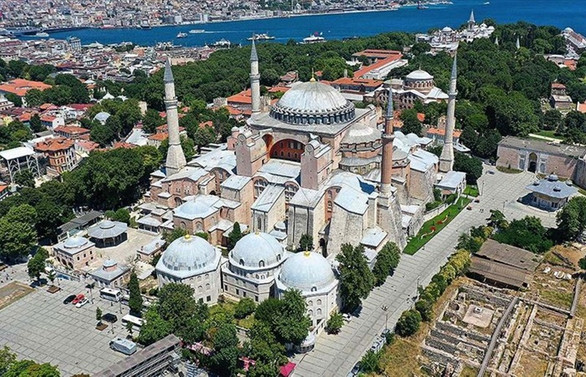 İstanbul Valisi Yerlikaya'dan Ayasofya açıklaması