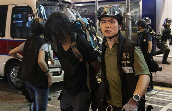 Çin, 3 ülkenin Hong Kong’la olan suçluların iadesi anlaşmasını askıya aldı