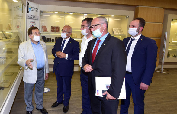 Hopa ve Trabzon iş dünyası projeleri konuştu
