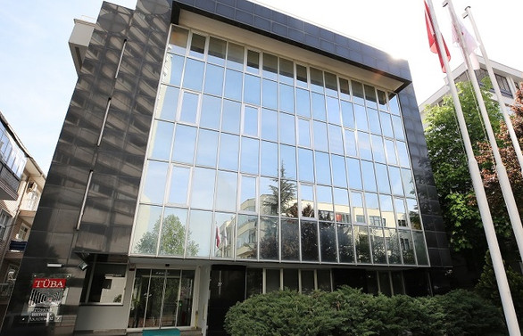 TÜBA'dan salgın sürecinde hukuki etkileşim raporu