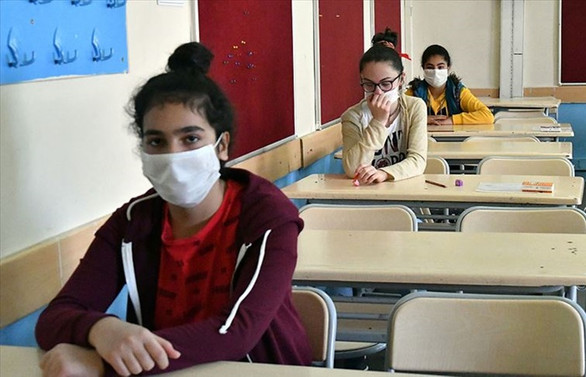 Liselerin boş kontenjan ve taban puanları açıklandı