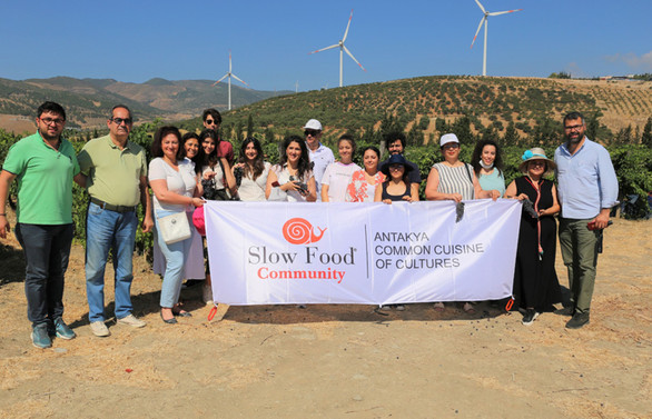 Slow Food Antakya’dan Barburi üzümünde bağbozumu şenliği