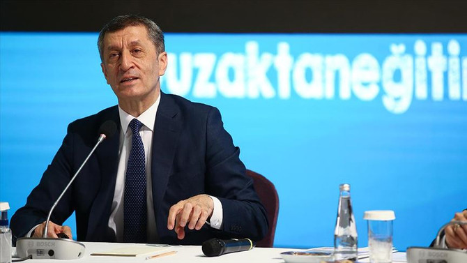 Bakan Selçuk, uzaktan eğitimin ayrıntılarını açıkladı