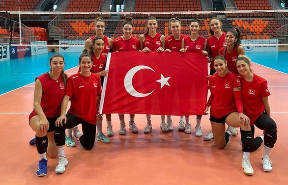 Türkiye 19 Yaş Altı Kadın Voleybol Milli Takımı Avrupa ...