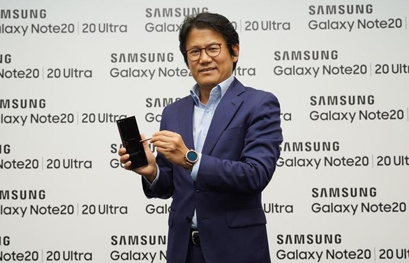 Samsung, yeni Galaxy üyelerini tanıttı