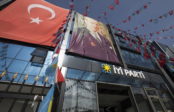 İYİ Parti: TCMB ve ekonomi yönetimi piyasanın güven duyacağı isimlerle değiştirilmeli
