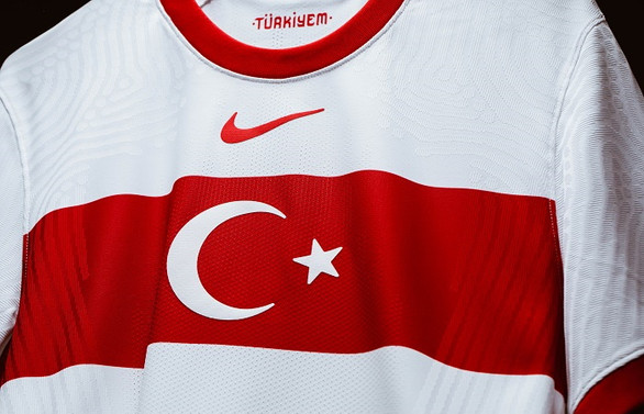 A Milli Takım'ın formaları yenilendi