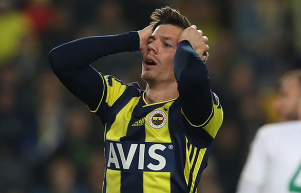 Fenerbahçe'de bir ayrılık daha