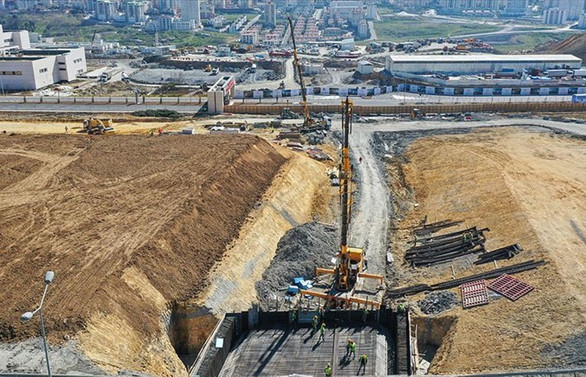 Karaismailoğlu'dan Başakşehir-Kayaşehir Metro Hattı'yla ilgili açıklama