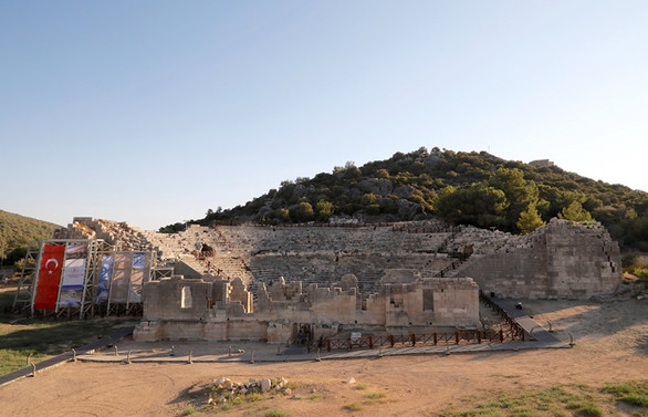 Medeniyetlerin buluştuğu antik kent Patara