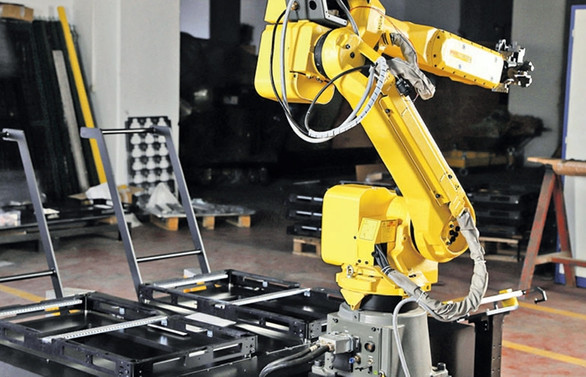 Tezmaksan robotta büyüyor