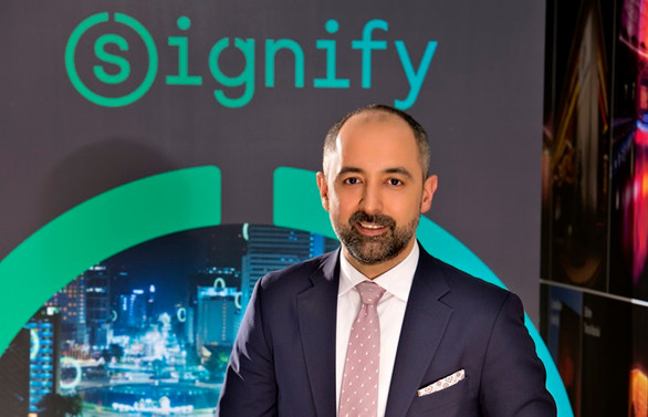 Signify, Boston Üniversitesi'nden geçer not aldı