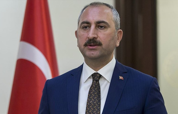 Bakan Gül'den Yunan bakana mektup: Bu ahlaksız hareketi kınıyorum