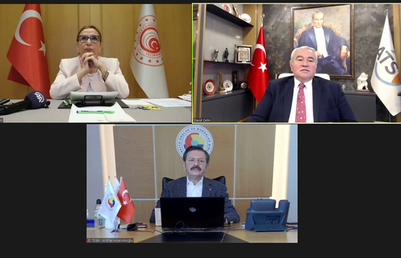 “Türkiye net hizmet ihracatçısı konumunda”
