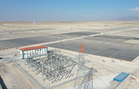Karapınar GES'te 4 megavatlık enerji şebekeye aktarılıyor