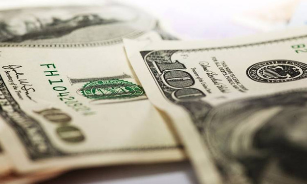 Dolar 7,70'in altını gördü