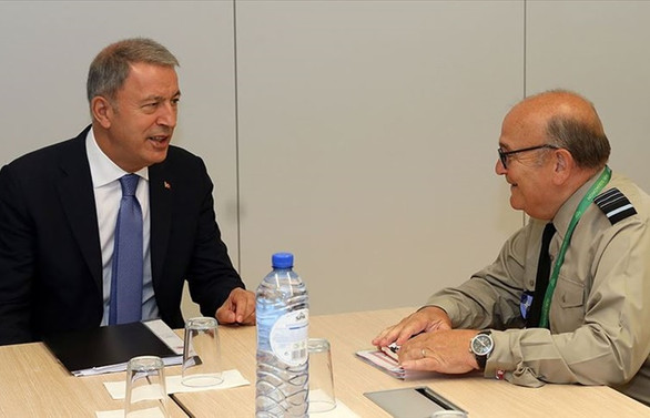 Bakan Akar, NATO Askeri Komite Başkanı Peach ile görüşecek