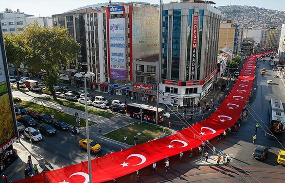 İzmir'in düşman işgalinden kurtuluşunun 98. yıl dönümü kutlanıyor