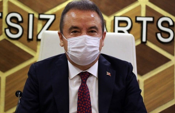 Koronavirüs tedavisi gören Muhittin Böcek'in sağlık durumu ile ilgili açıklama