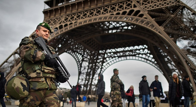 Fransa'da terörle mücadele yasa tasarısı onaylandı