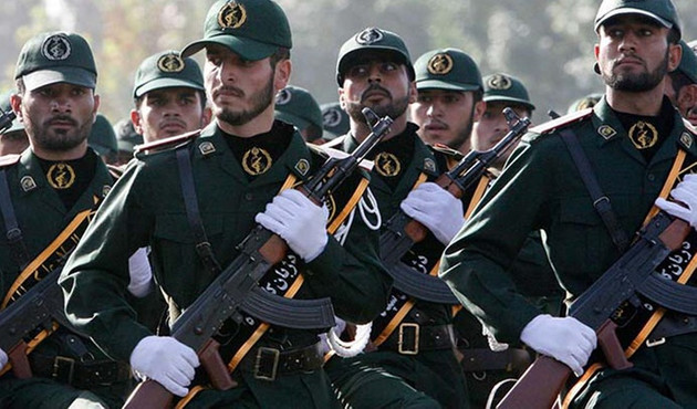 İran'da Devrim Muhafızlarının bütçesi arttırıldı