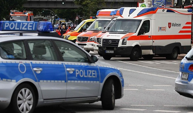 Almanya'da bıçaklı saldırı: 1 ölü