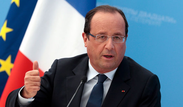 Hollande politikadan çekilmiyor