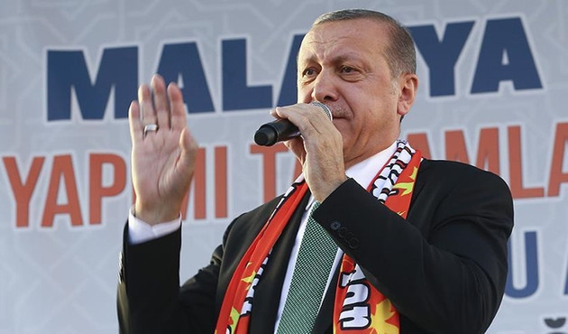 Erdoğan: Darbeciler tulum giyecek