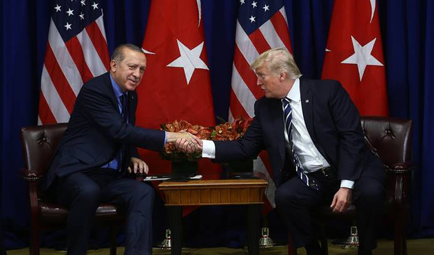 Erdoğan ile Trump ile bir araya geldi