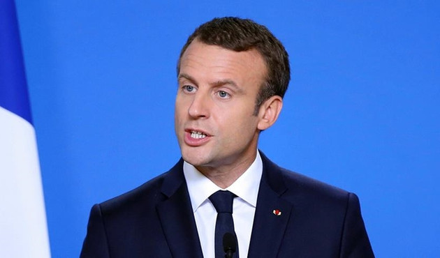Macron'dan AB'ye eleştiri