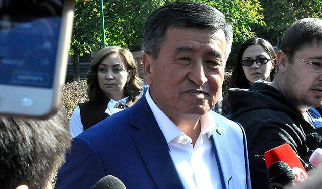 Kırgızistan'ın Cumhurbaşkanı Ceenbekov oldu