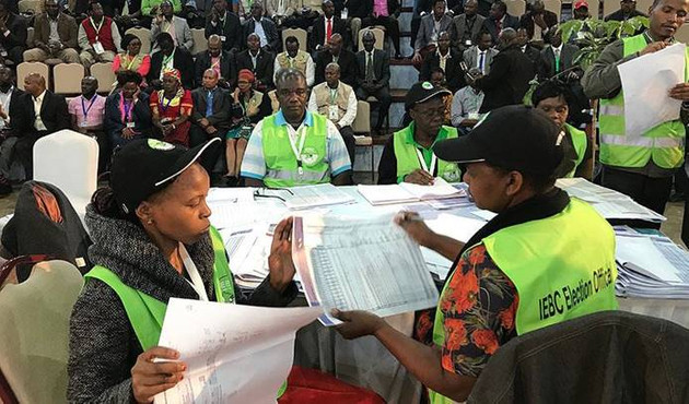 Kenya'da başkanlık seçimi tartışmaları sürüyor