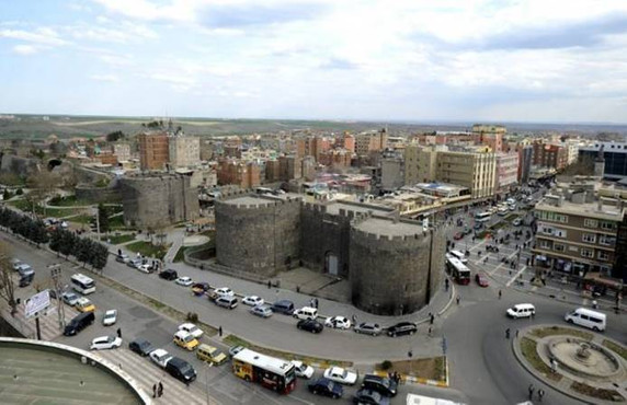 Diyarbakır'da ilan edilen sokağa çıkma yasağı kaldırıldı
