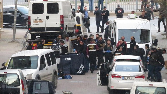 İstanbul'da şüpheli araçtan 60 kilo düzenekli bomba çıktı