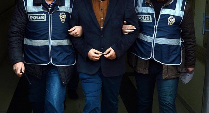 8 rütbeli asker FETÖ'den tutuklandı
