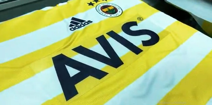 Fenerbahçe'nin göğüs sponsoru Avis oldu