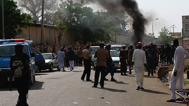 Nijerya'da camiye intihar saldırısı: en az 24 ölü